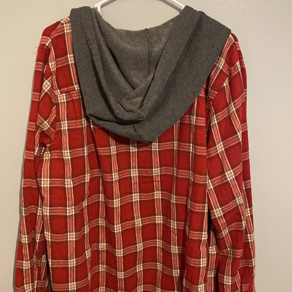 Red shacket - Picture 4 of 4